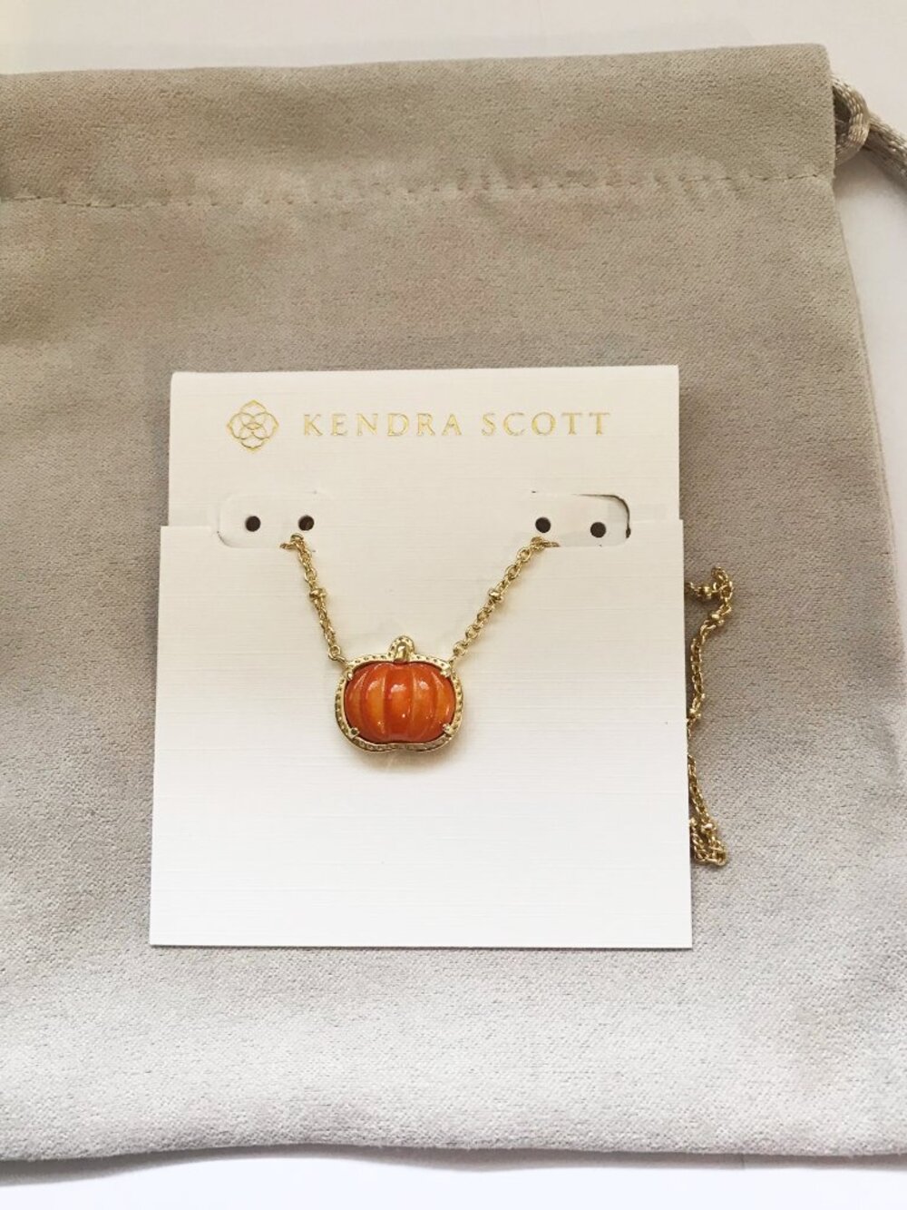 Brand new Kendra Scott Pumpkin Gold Short Pendant Necklace